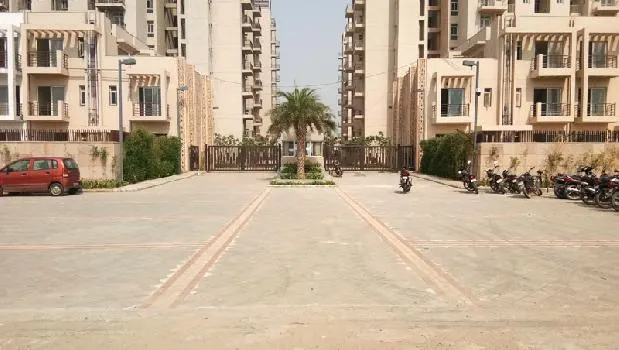 Park Floors 2 Sector 76